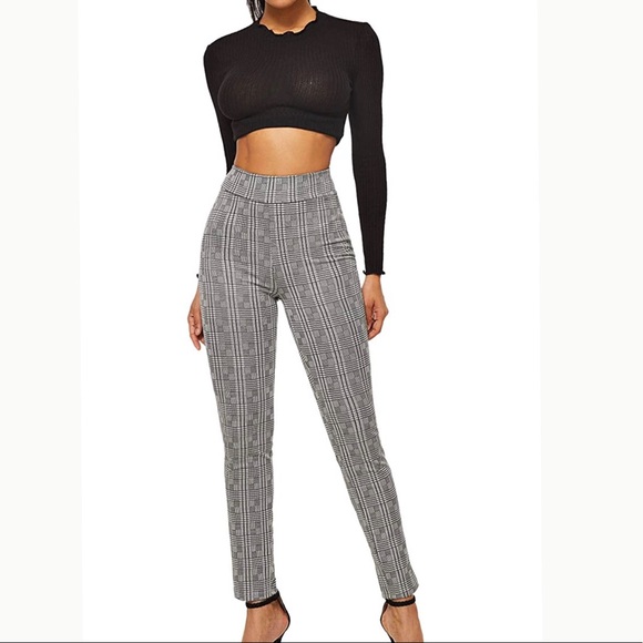 Sammy Woman’s Plaid Print Stretch Pants - Picture 2 of 7